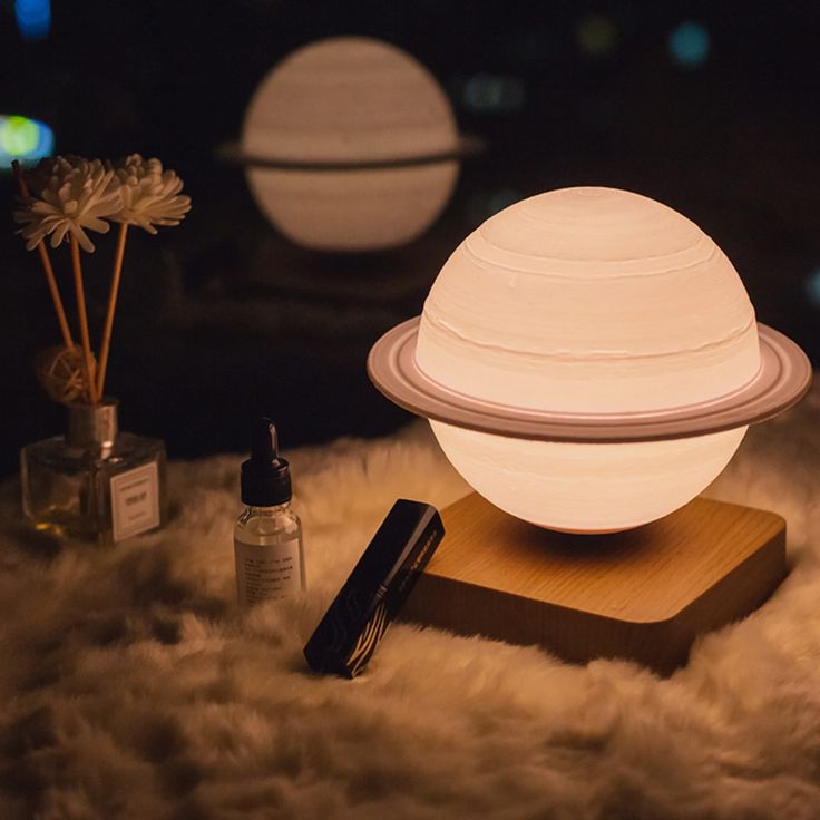 Magnetic Levitation Saturn Lamp