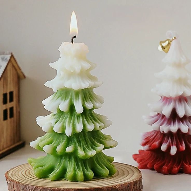 Festive Christmas Tree Sceneted Candles
