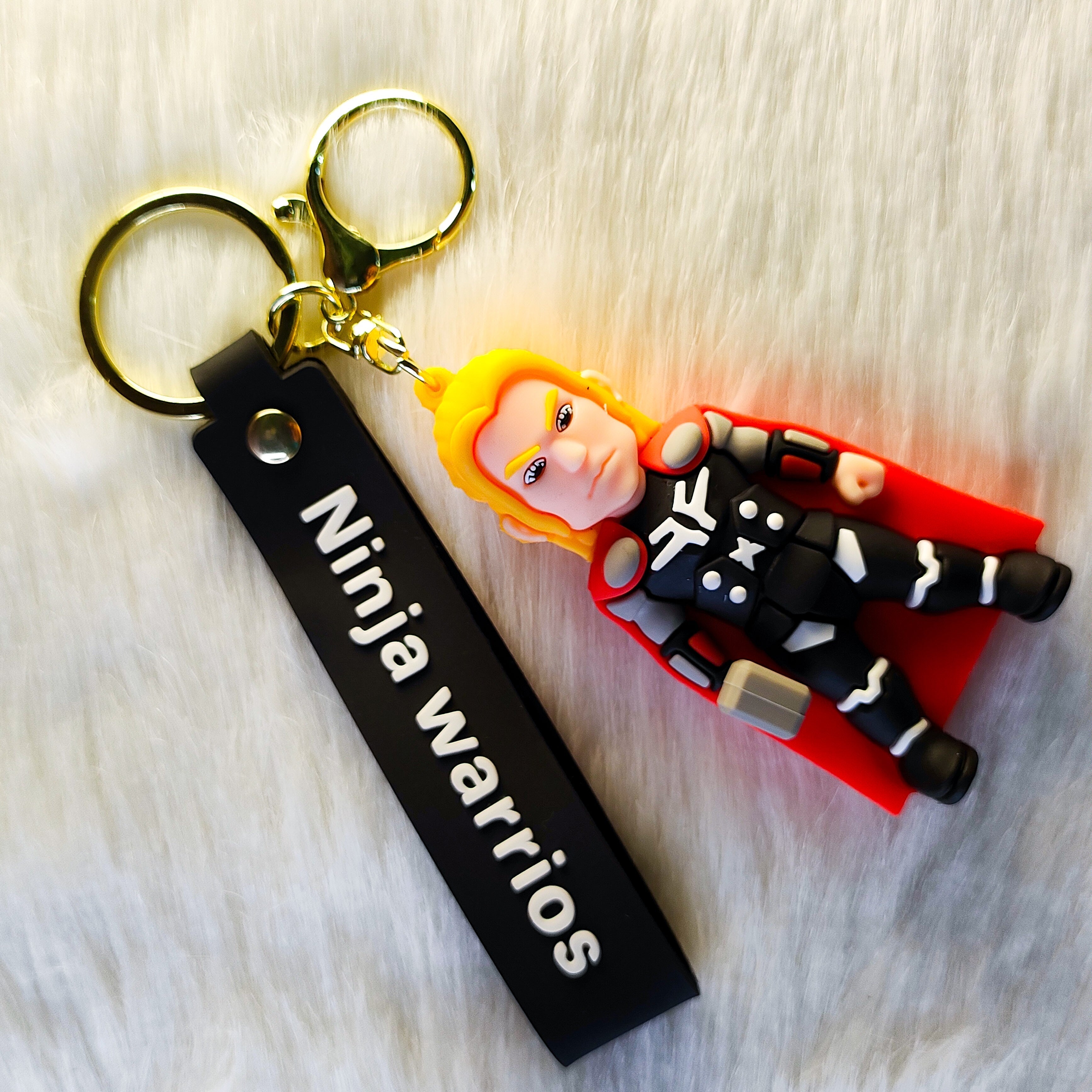 Cartoon Character Superhero avangers keychain (pack of 1 )