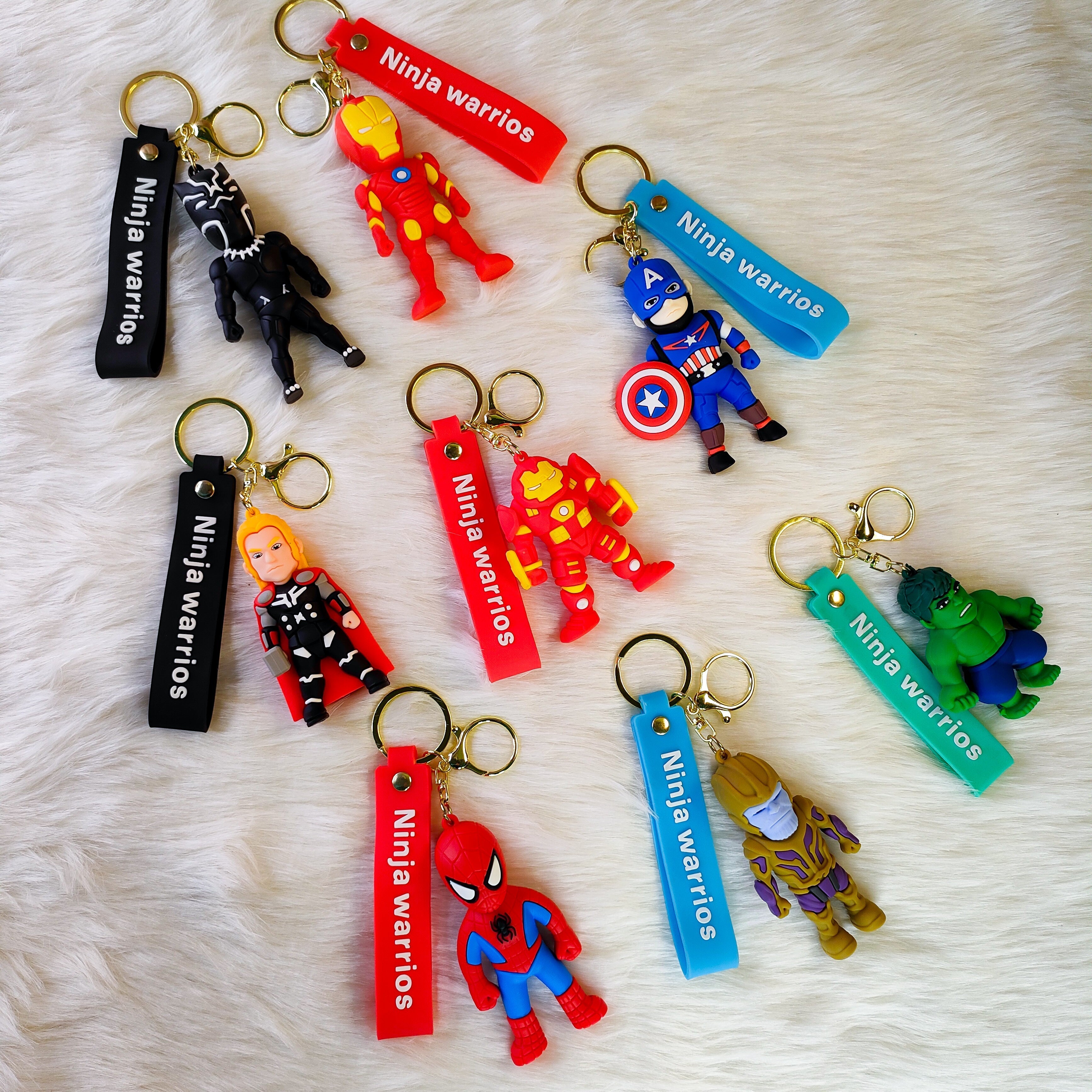 Cartoon Character Superhero avangers keychain (pack of 1 )