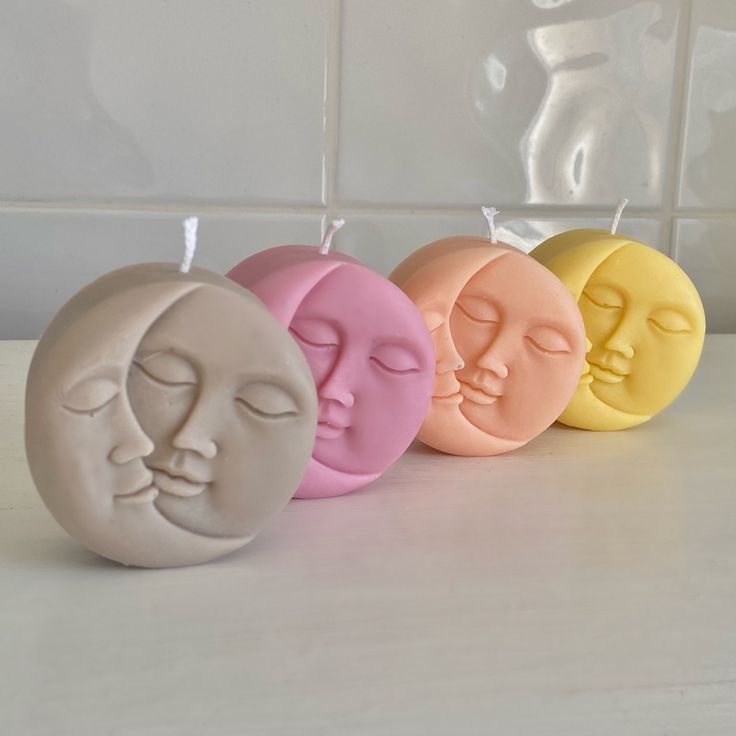 Sun & Moon Shape Candle ( PACK OF 4 )
